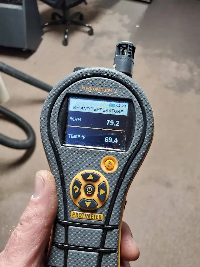 Moisture meter humidity assessment for Fire & Smoke Damage Restoration in Hornsby Bend